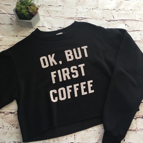Brandy Melville Sweaters - Brandy Melville | black cropped graphic sweatshirt